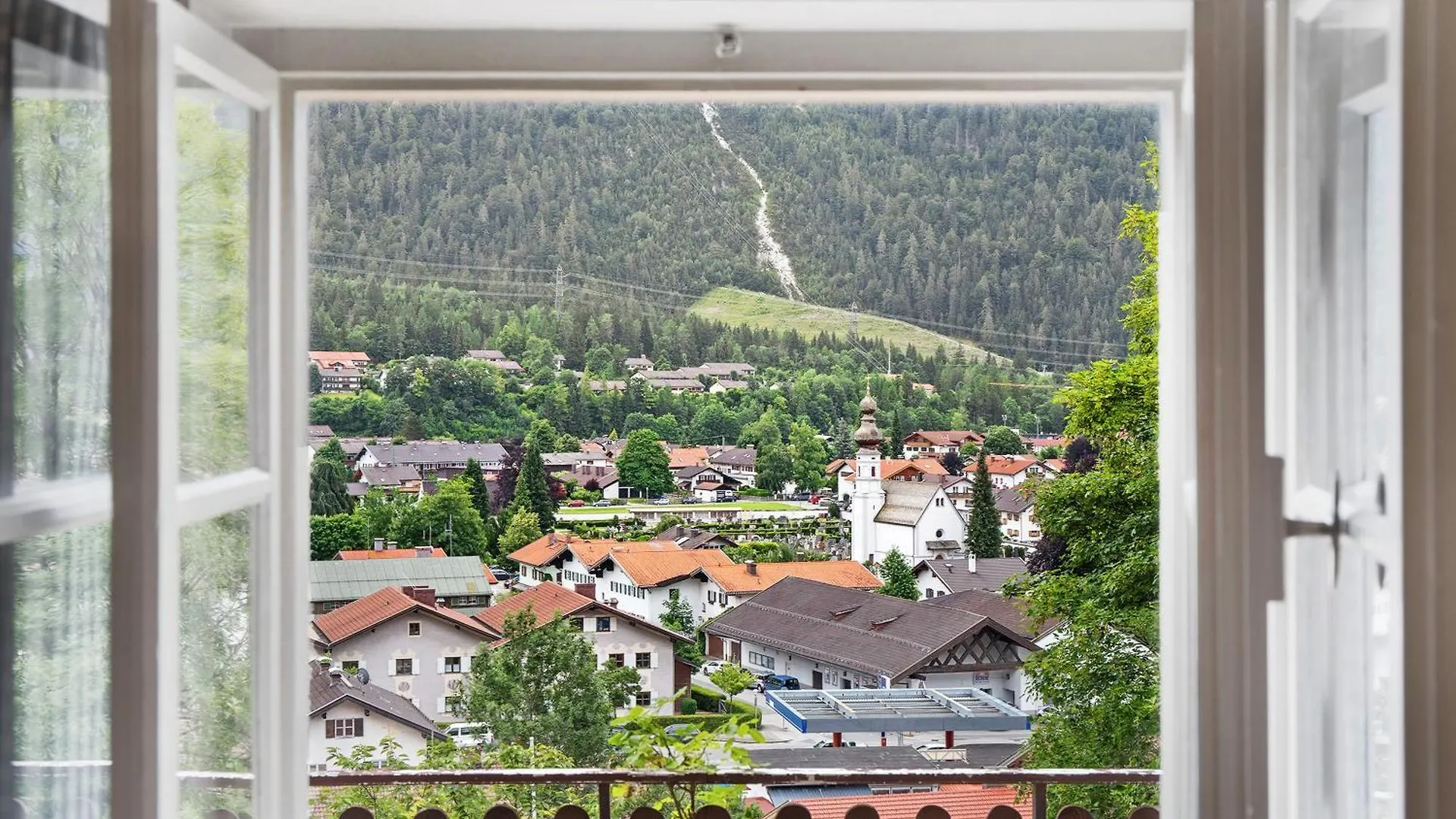 Holiday home Ferienhaus Zaunkoenig Mittenwald